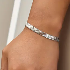 1pc Men's Fashionable Minimalist Punk Style Flat Toothed Chain Texture Stainless Steel Bracelet Daily Commuting Party Accessories