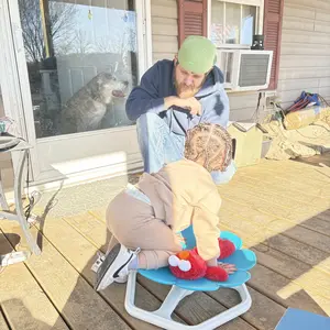 Kids Flower-Shaped Sensory Spin Plastic Chair - Non-Slip Metal Base, Plain Indoor Coordination Balance Focus Training, Blue Playful Furniture for Autistic Toddlers, Easy to Carry Multiple Colors Children's Day Gift, Sensory Spin Chair, Swivel