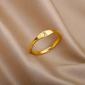 Women's golden 26 initials ring, fashionable and simple women's jewelry