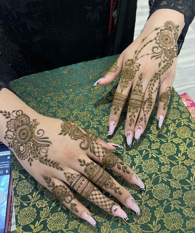 5-pack Henna Squared - Natural Henna Cones - 15-18g - deep maroon color