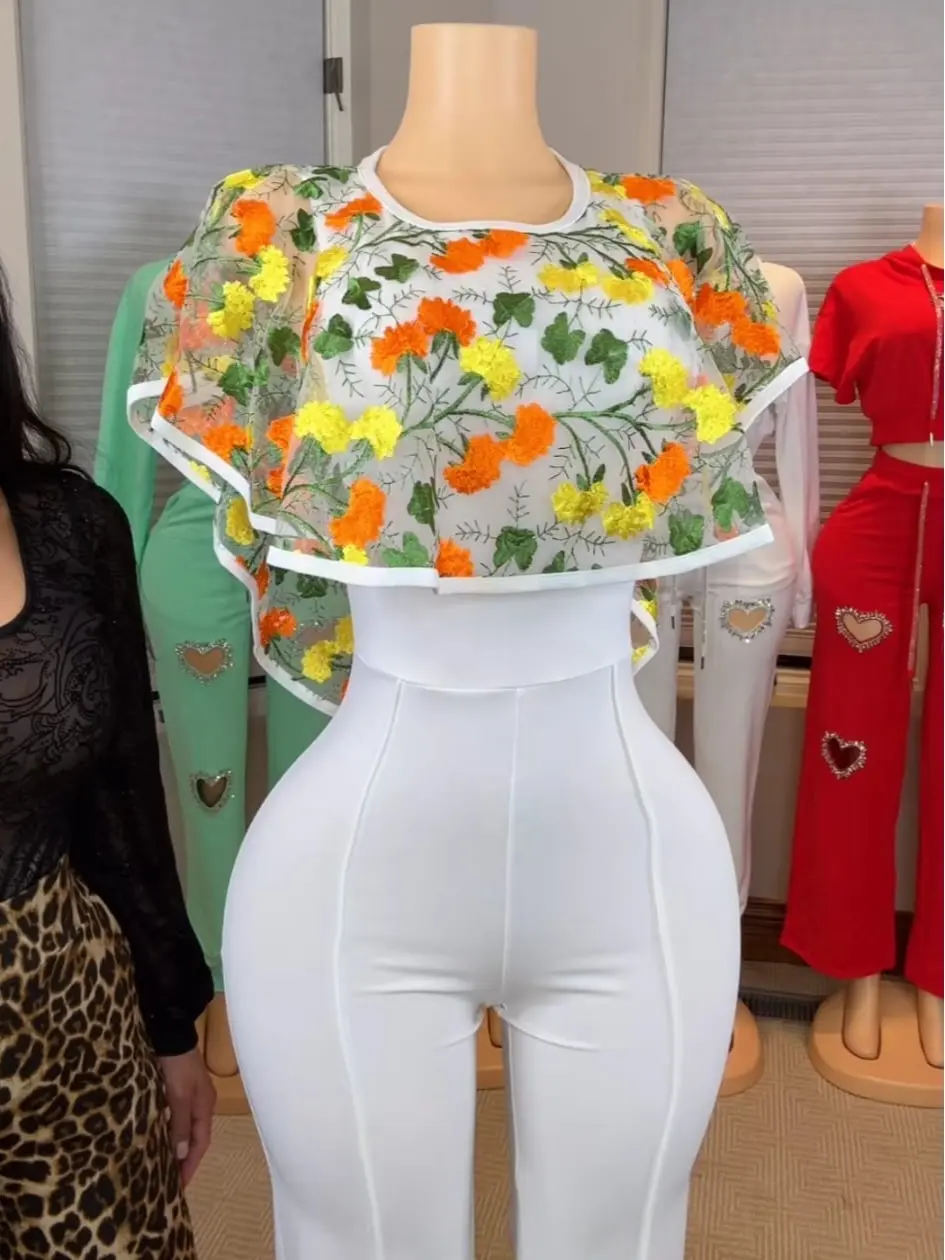 Women's Campesina Flowers Embroidered Jumpsuit for Womenswear and Overalls Floral Fit