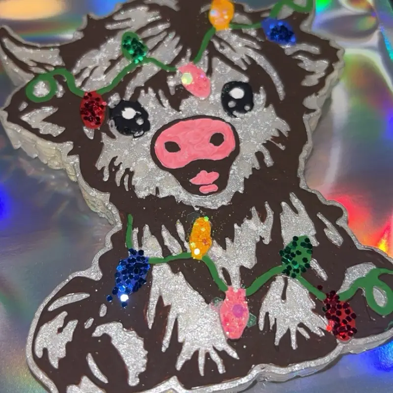 Christmas Highland Cow Freshie with Festive Lights and Glittery Details for Holiday Decor