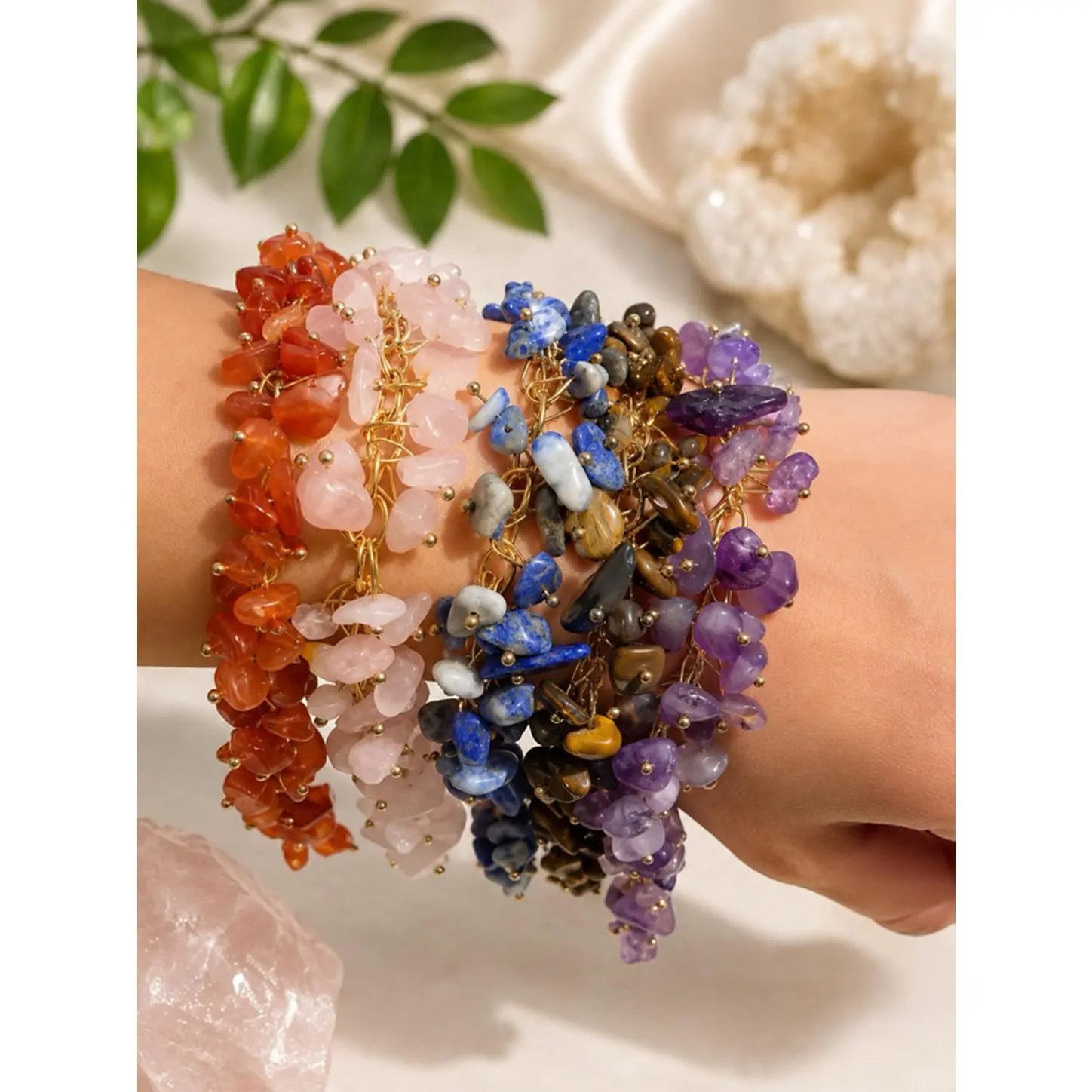 Natural Crystal Chipped Bracelet with Claw Clamp in Red Jasper Rose Quartz Lapis Tiger Eye Amethyst Obsidian Green Aventurine Stainless Steel Gold Plated