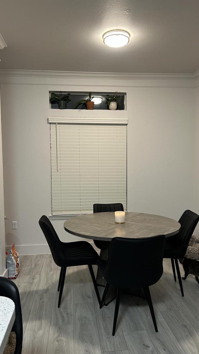 Item: 47 in Grey - Round