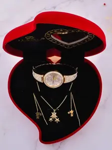 New Sweet Cute Style Necklace Earrings Watch Set, Stainless Steel Women's 3-Piece Gift Set, Heart Pattern, All Seasons, Jewelry Watch Set