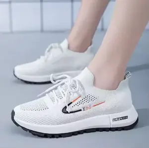 New Breathable Women's Sports Shoes - Simple Comfortable Casual Footwear with All-Weather Grip Lightweight Design Slip-Resistant Rubber Sole Breathable Mesh Technology Fashionable Sneakers