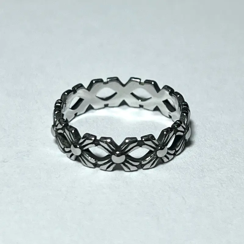 Silver Vintage Cross Ring - Unisex Stainless Steel Jewelry