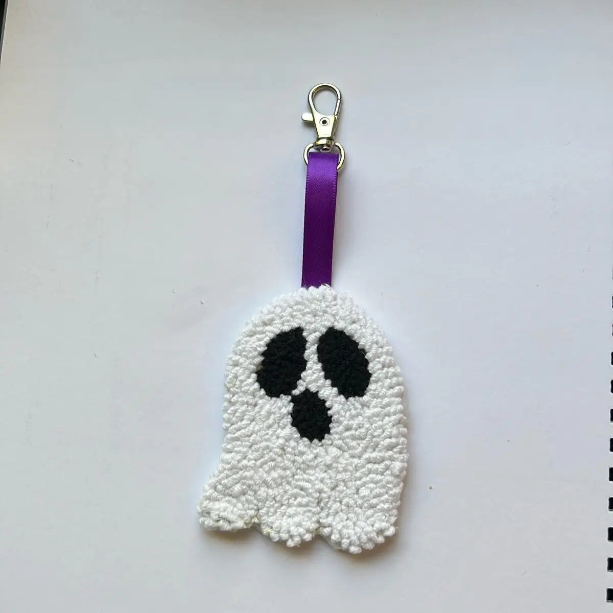 Punch Needle Ghost Keychain - Perfect for Halloween