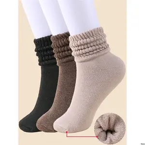 3pairsWomenWinterSocksWarmThickKnitSoftVintageCasualCrewSocksFuzzySocksWoolSocksForWomen / 1