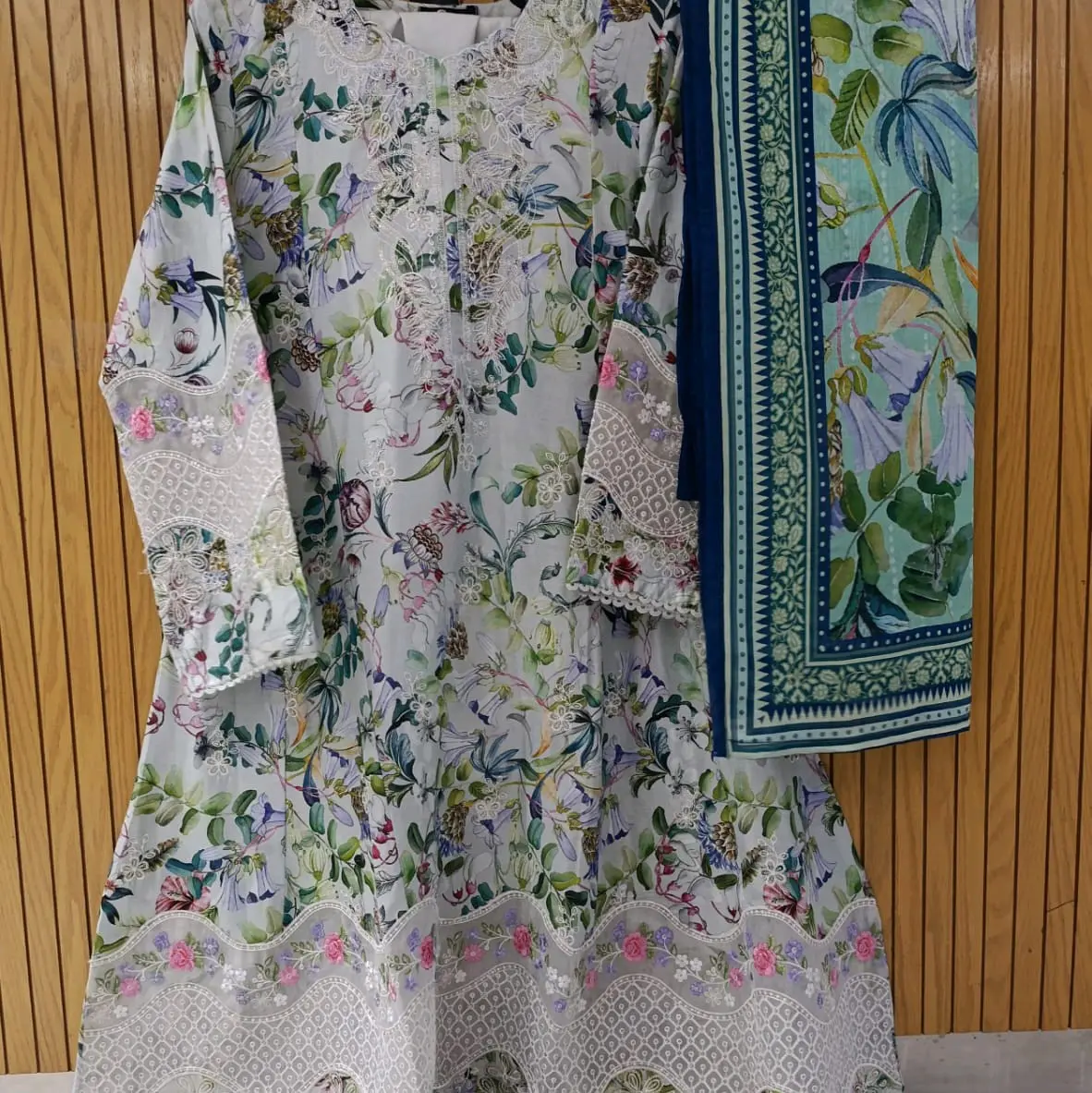 Binsaeed Lawn Frock 2025 Latest Collection Small to Medium Large, Available in Multiple Colors, Size 5495/-