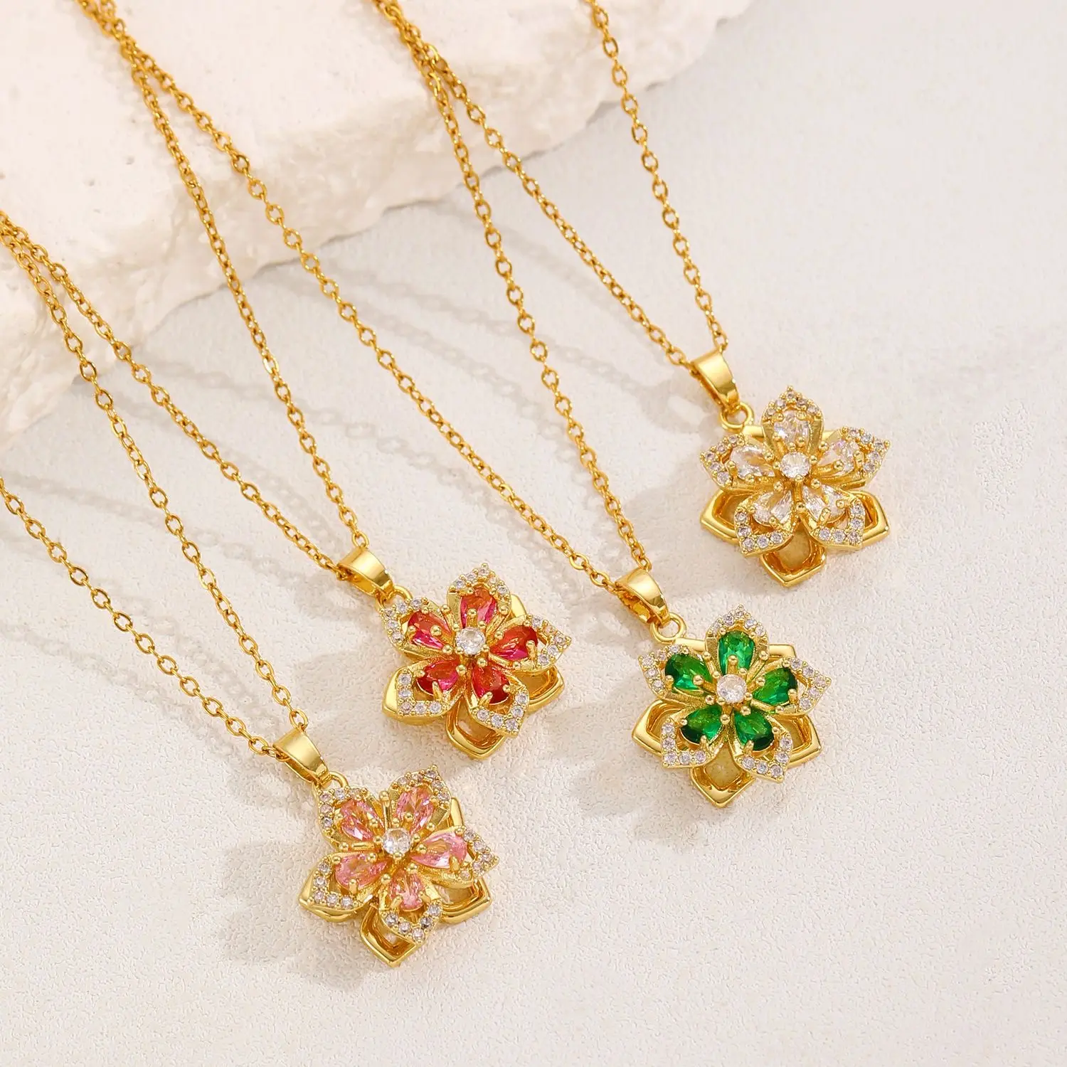 Women's Gold-Plated Crystal Necklace - Auspicious Spinning Flower Pendant, Cubic Zirconia Fidget Jewelry, Necklace Gift, Pendants Jewelry, Shining Trendy Party Wear Accessory