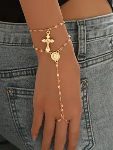 Fashionable Golden Color Chain Bracelet for Women, Minimalist Design, Ideal for Casual Wear, Perfect Christmas Gift, Trendy Jewelry, Handchain, Jewelry Accessories