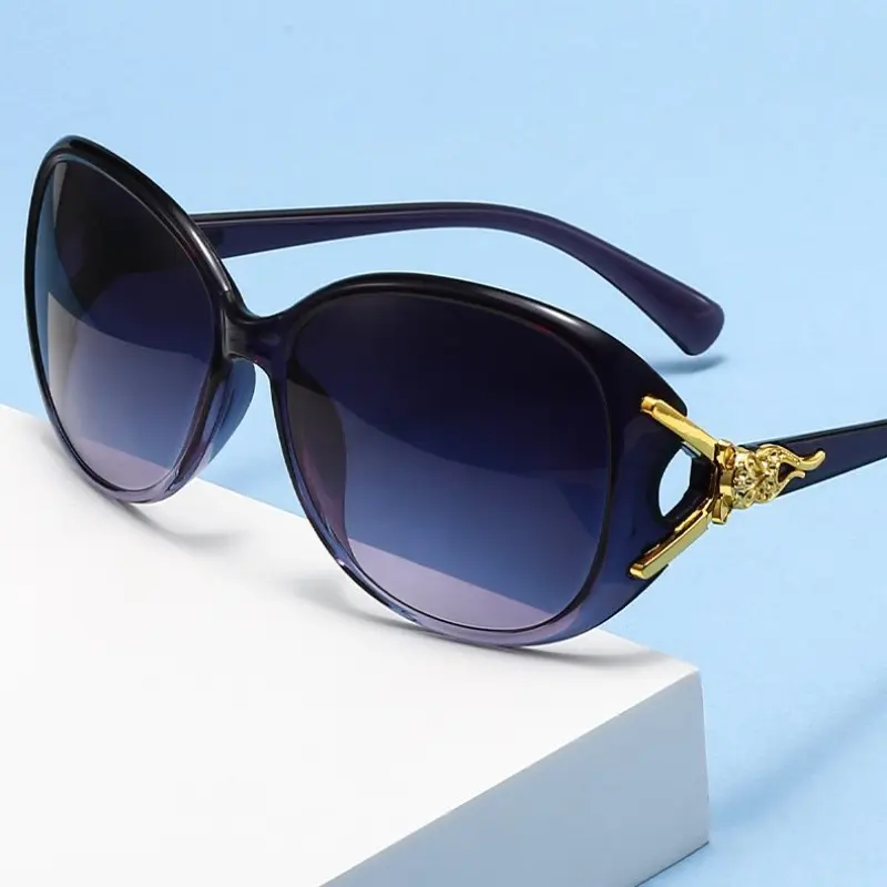 Women's Fashion Pearl Fox Head Eyeglasses Frame, Classic Oval Sunglasses, Stylish Glasses, Vintage Style Unique Holiday Gift, Simple and Elegant Design