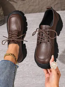 Fashionable British Style Matte Thick Sole Lace-Up Shoes, Classic Round Toe Design, Retro Simple Style, Comfortable and Stylish