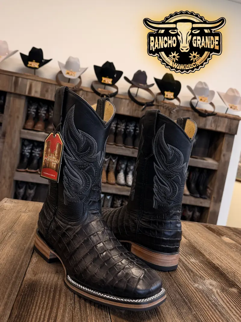 men black cowboy boots - TikTok Shop display picture 1