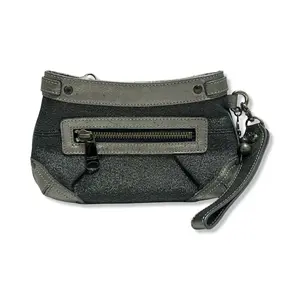 Pre-owned BURBBERY Canvas and Leather Clutches & Wristlets Burberry Blue Label Canvas Pouch BB1061
