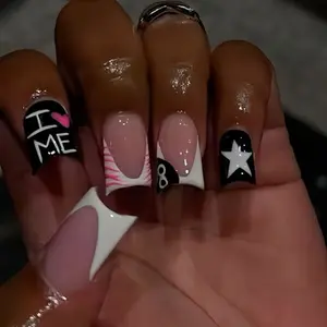 24pcs Medium Nail Set, Glossy Finish, Duck Shape Design, Star Patterns, Perfect for Daily Wear & Parties, Ideal for Women & Girls