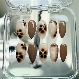 Handmade press on nails “brownie”