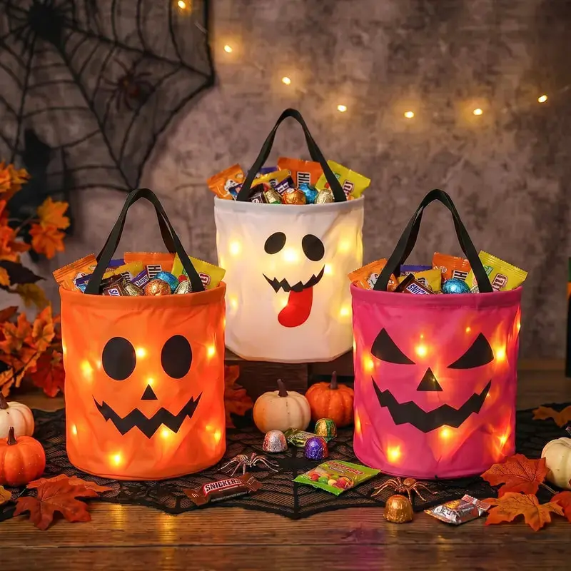 Halloween Candy Bucket with LED Lights Non Woven Gift Bags Trick or Treat Bags Pumpkin Candy Bags Reusable Tote Bags for Kids Students Adults, Night Light Bags for Home Garden Lawn Decorations, Halloween Birthday Christmas Party Favor Supplies