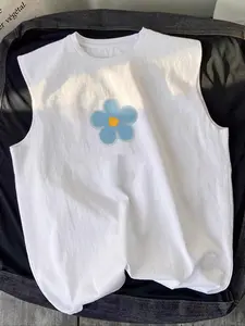 Men's Daisy Flower Embroidery Tank Top, Regular Fit Casual Sleeveless Top for Outdoor Daily Wear, Men's Clothes for Summer, Socks