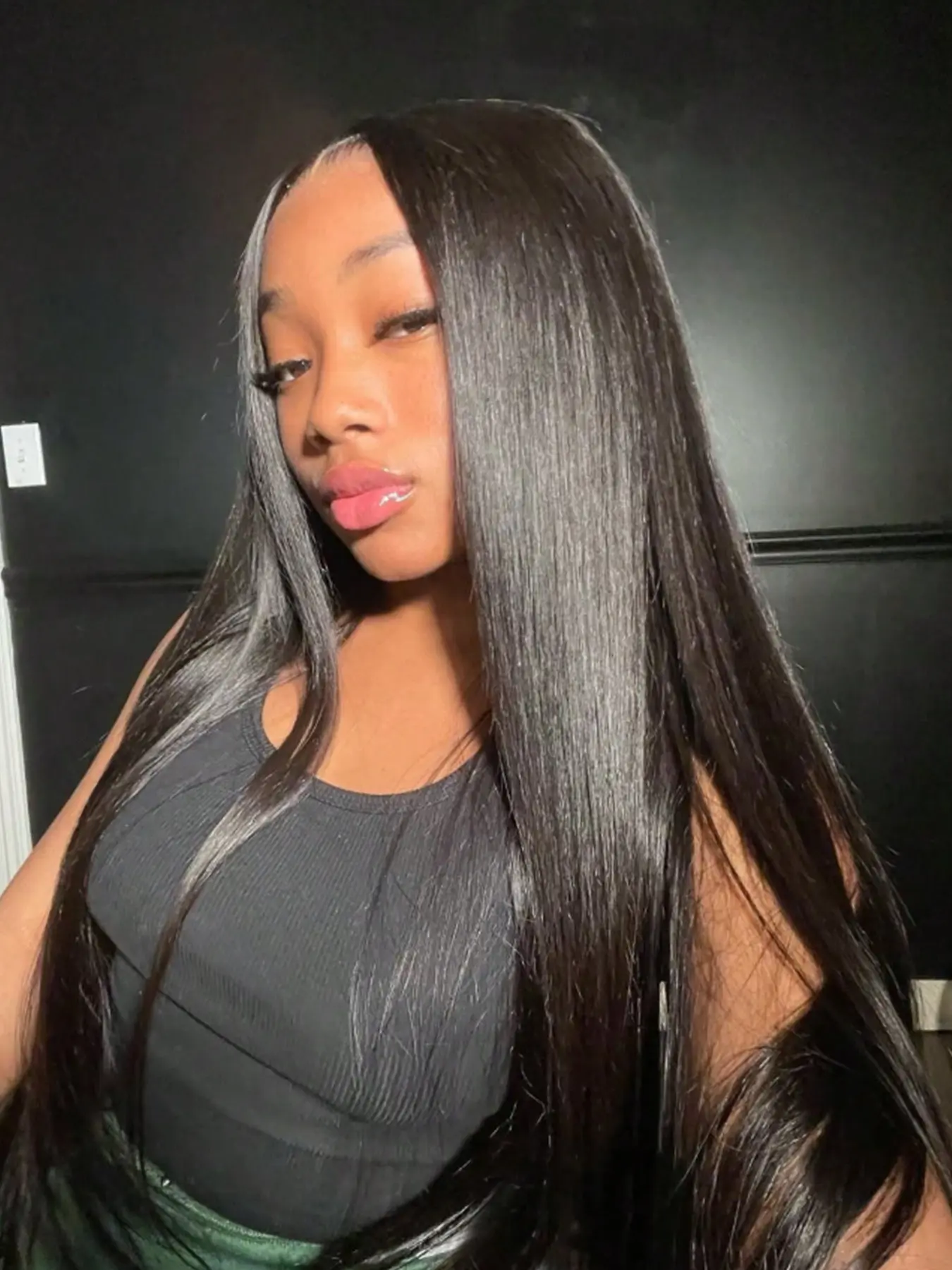 28 Inch Black Synthetic Wig, Long Natural Straight Wigs for Women and Men, Heat Resistant Fiber, Synthetic Material Wigs, Synthetic Hair Wig, Natural Looking, Cosplay Wig, Party Wig, Daily Use, Halloween, Gorgeous Fluffy Wigs Without Bangs