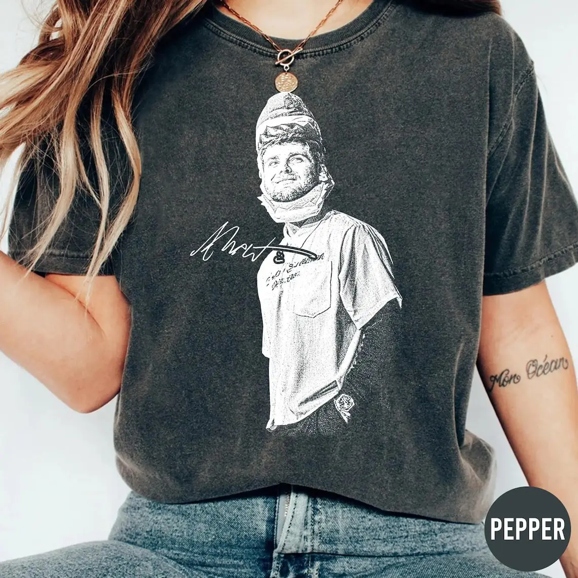 Vintage Alex Warren Comfort Colors Shirt, Little Orphan Tour 2026 T-Shirt, Funny Alex Warren Tee, Gift For Fan, Unisex T Shirt