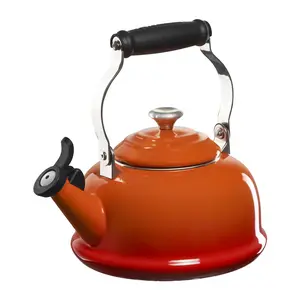 Le Creuset Whistling Kettle with Metal Finishes Le Creuset Whistling Kettle with Metal Finishes