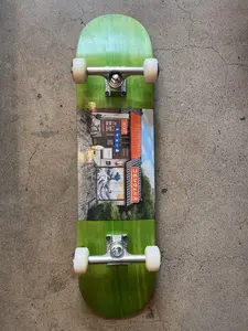 Commonwealth Complete Skateboard - Konbini