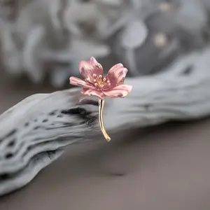 Exquisite Pink Enamel Wedding Flower Lapel Collar Pin
