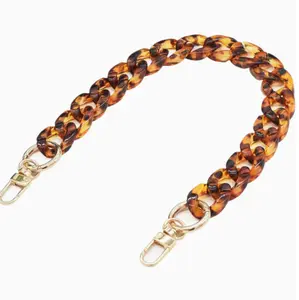 2PCS Tortoise Shell Acrylic Purse Chain Strap, Chunky Curb Link Handbag Replacement Wristlet Chain with Gold Spring Clasps, Detachable Thick Resin Bag Strap for Crossbody Wallet Clutch DIY Bag Making Daily Outfit Accessories