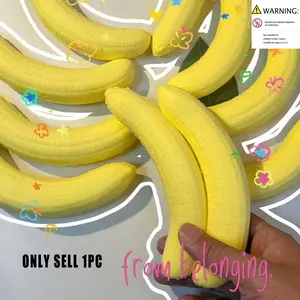 Cute Soft Banana Slow Rebound Toy, Banana Flesh Compression Toy, Stress Relief Ball, Hand Relaxation Gift, Fun and Comfortable, Kawaii Squishy