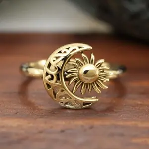 This 18k gold-plated ring features a moon and sun design in a classic minimalist style, suitable for weddings, parties, holidays, and everyday wear for women.