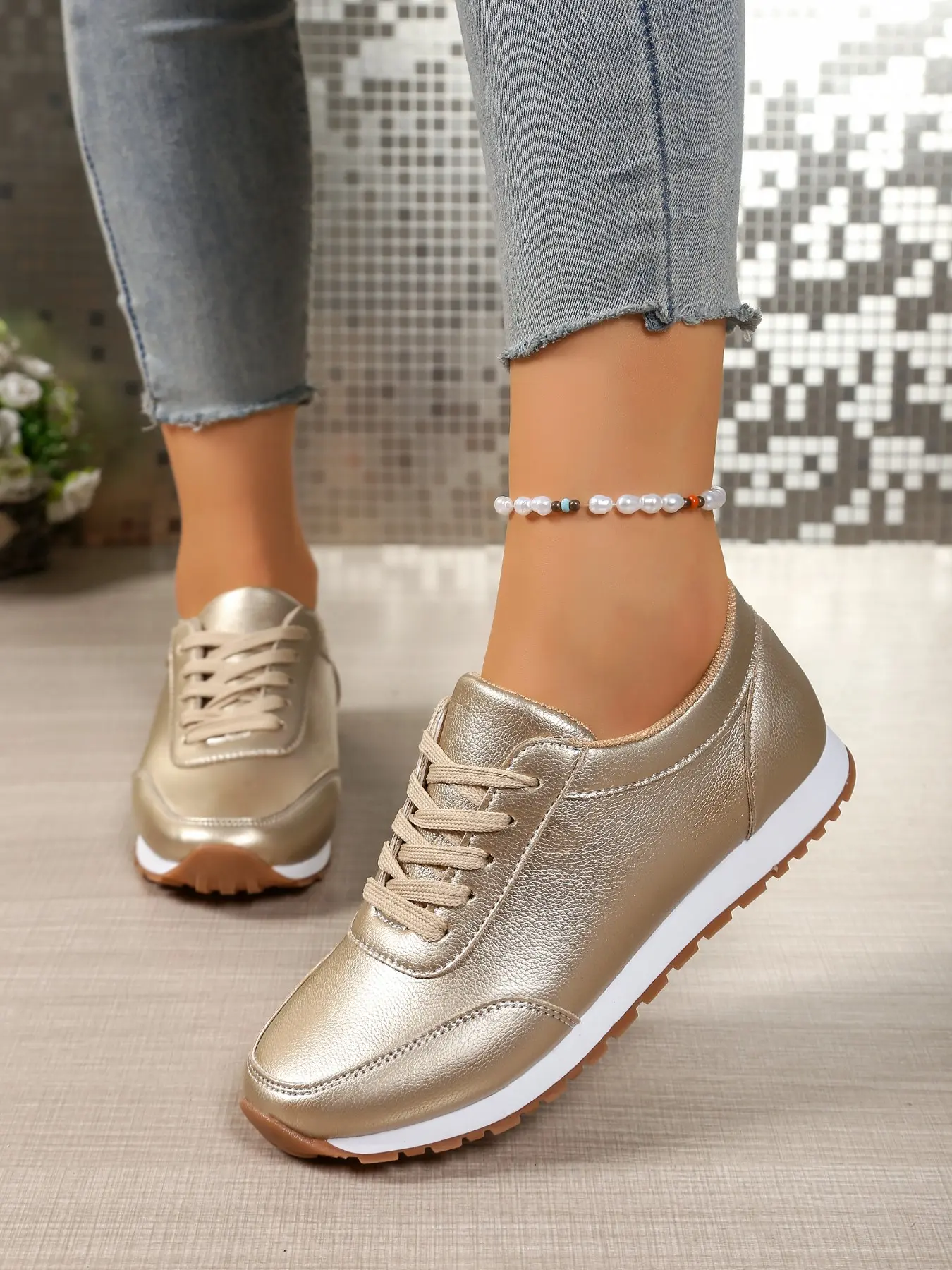 Women's Luxurious Casual Athletic Shoes, Soft Sole Retro Sporty Low Top Flats, Style Low Heel Sneakers Walking Shoes for Daily Commute, Pu Leather Sneakers, Soft Soled Sneakers, Footwear Sneakers