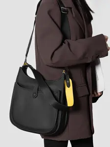 Unisex Crossbody Bag, Lightweight Travel Shoulder Bag, Large Capacity Leather Handbag, Casual Style for Men & Women, Leather Shoulder Bags