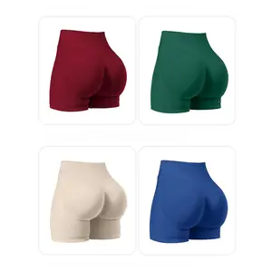 Wearing three waisted seamless sports peach hip shorts for women's running, tight fitting and perky yoga pants, fitness three quarter pants