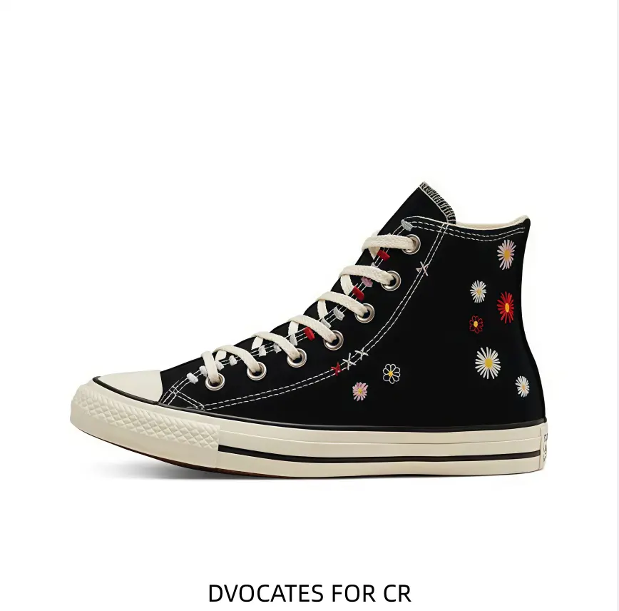 Fashion black high-top flat athletic shoes decorated with handcrafted daisy prints, sweat-resistant canvas keeps feet fresh all day long