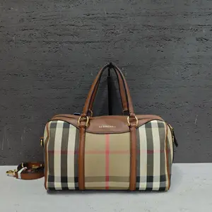 Pre-owned BURBERRY Canvas Shoulder Bags 7.8'' R1439 Shoulder Bag C14306555741 0602 T2 Luna