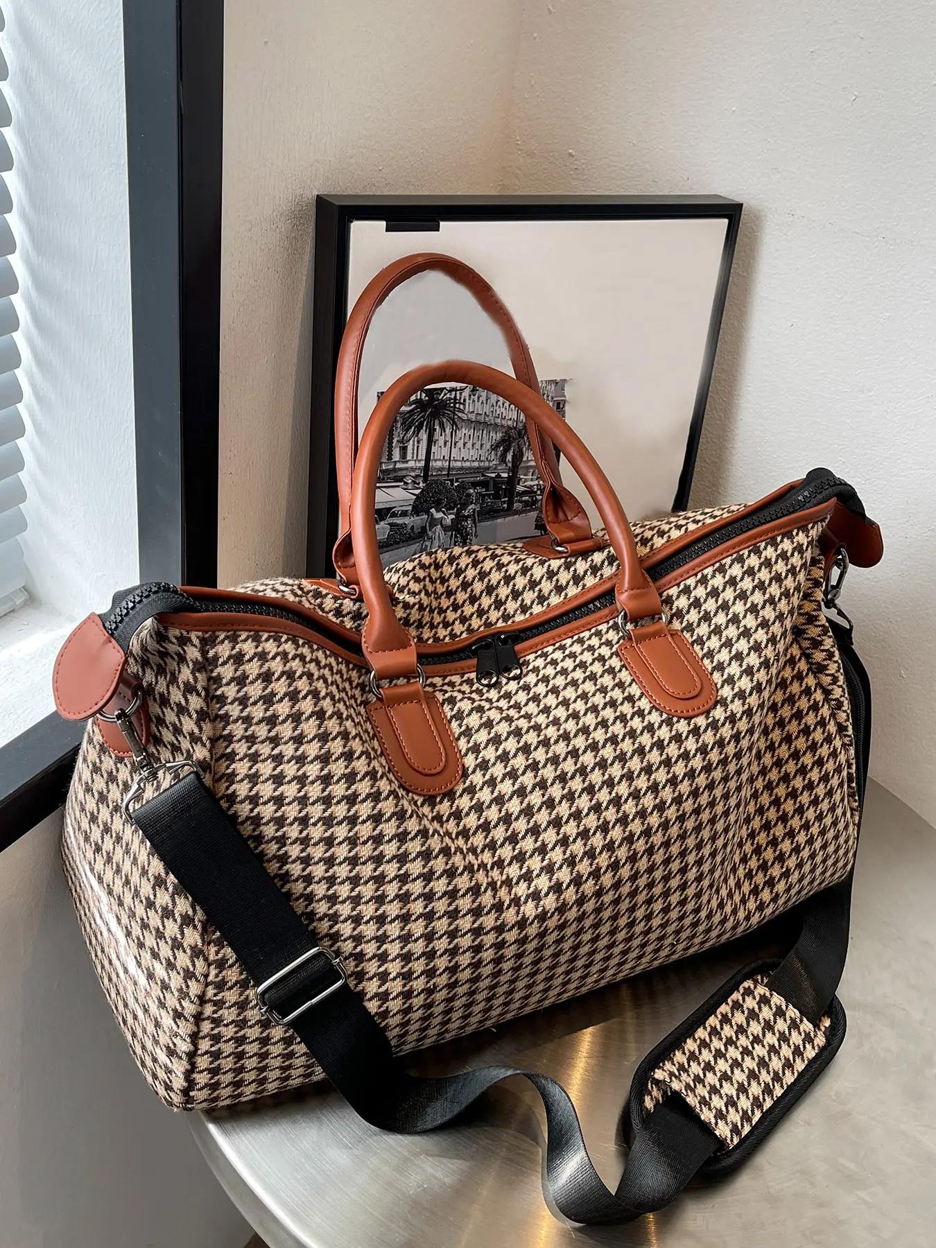 Personality Lazy simple fashion, commuting and leisure, popular luggage bag, Travel Duffle Bags, retro   versatile houndstooth short-distance   travel bag, stylish  practical    light and durable for business trips, etc.