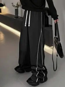 Striped Quick-Dry Sportswear, Breathable Texture for Active Lifestyle, Ideal for Outdoor Adventures & Gym Workouts