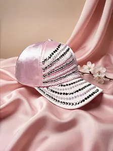 Unisex Pearl-Embedded Baseball Cap, Velvet Material, High-Quality Design, Versatile Sun Protection, Slimming Face Effect