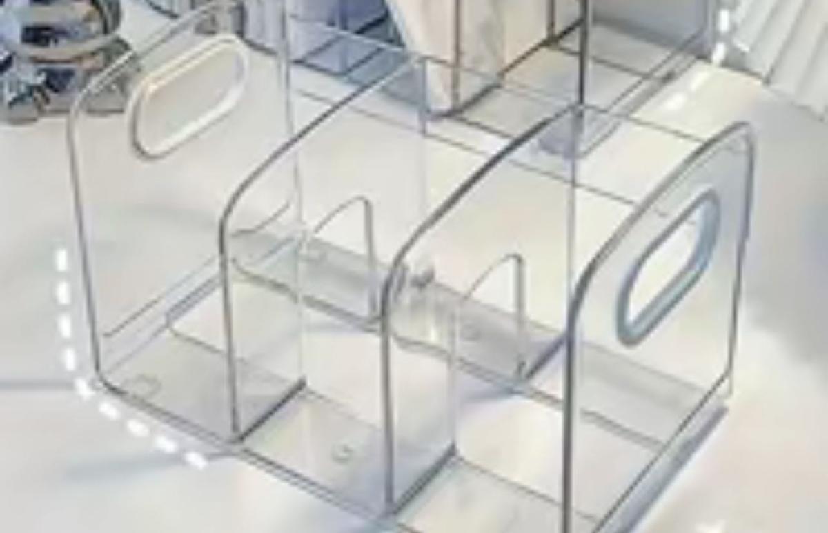 Item: 1 Count, Clear