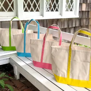 MEDIUM CLASSIC CANVAS TOTE