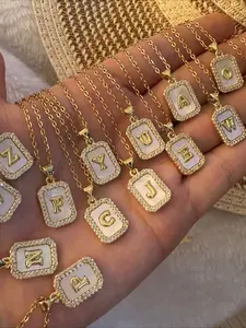 1pcs Square Initial Necklace Exquisite 26 Letters Women's Jewelry Pendant Necklace Valentine's Day Gift for Friends/mom