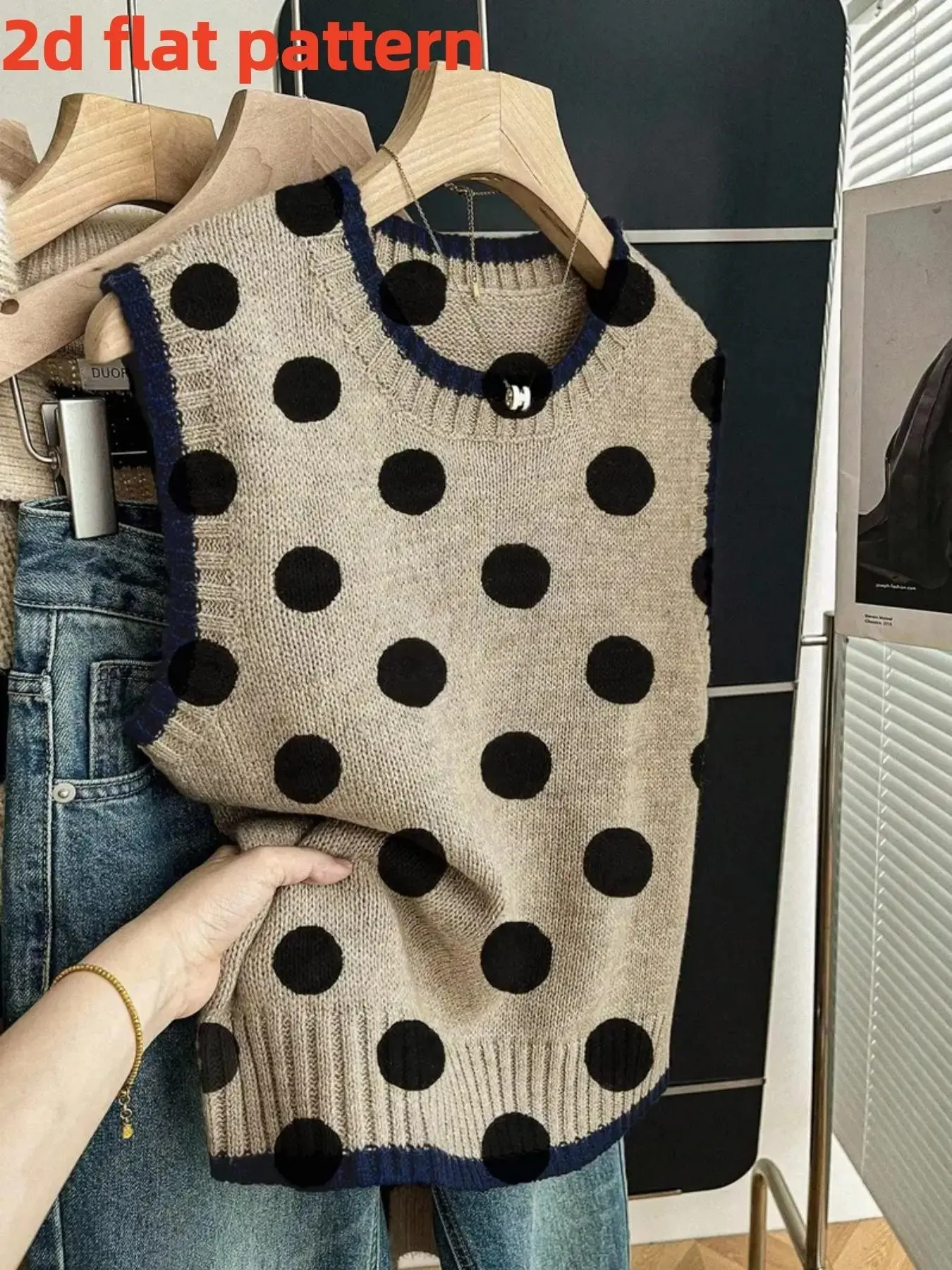 Women's Fashion 2D Flat Pattern Sleeveless Vest, Round Neck Pullover Top, Digital Print, Polka Dots, Trendy Casual Elegant Wear, All-Season Ladies' Blouse