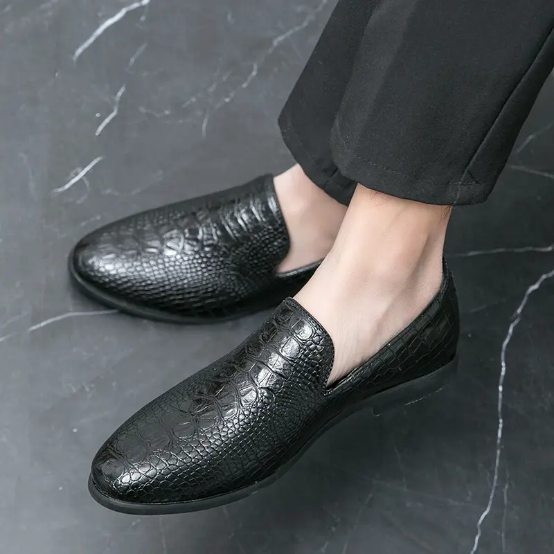 Bdhjydb Black Alligator Pattern, Men'S Loafers, Glossy Low Heels, One-Pedal Shoes, Non-Slip And Wear-Resistant, Business Casual Shoes, Commuter Versatile, Formal Shoes