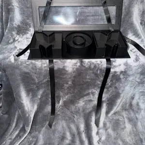 MOM Box