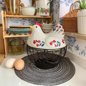 Farmhouse Style Ceramic Chicken Egg Basket with Metal Wire and Lid – Durable Rustic Storage Organizer for Eggs, Fruits, Keys & Kitchen Decor, Multi-Use Farmhouse Container