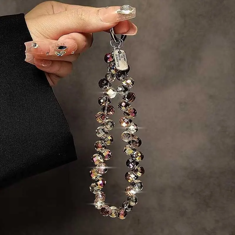 Viral Premium-Look Iridescent  Teardrop Sparkling Phone Chain Beaded Bag Keychain for Women Short Lanyard HNU99