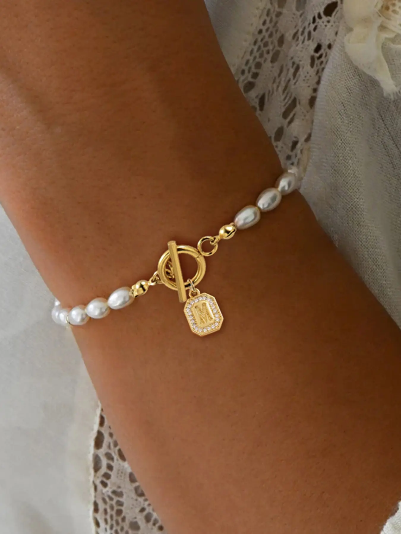 Women's Elegant Bracelet with Zirconia Letter Ot Clasp, Classic Faux Pearl Design, Faux Pearl Jewelry, All-Season Accessory, Simple and Timeless Style, Beautiful Bracelets