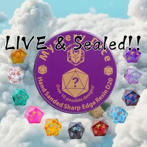 Hymgho - Dice Box - Quest's Dice - Sharp Resin D20s